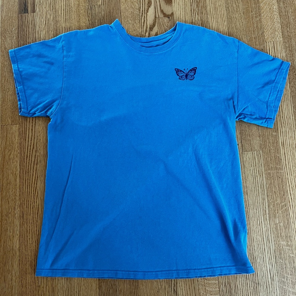 Riot society butterfly tee size L